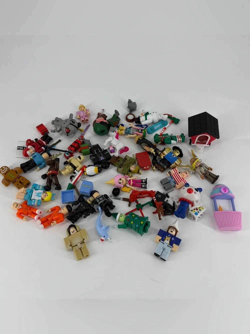 Mixed Lot Roblox Toys & Figures